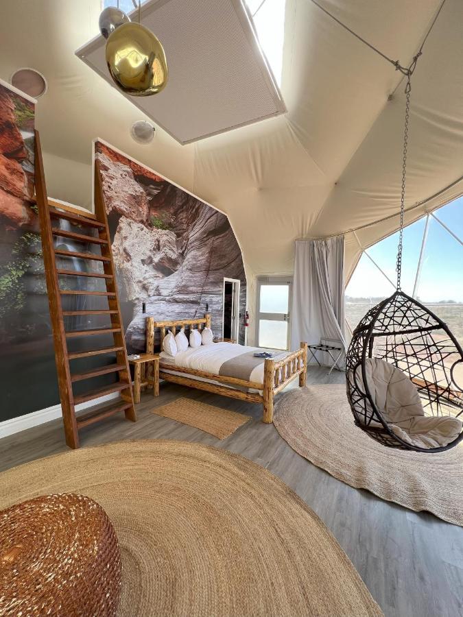 Clear Sky Resorts - Grand Canyon - Unique Sky Domes Valle ภายนอก รูปภาพ